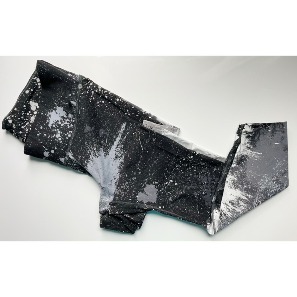 Nike • Power Legendary Splatter Black and Gray Women's Leggings